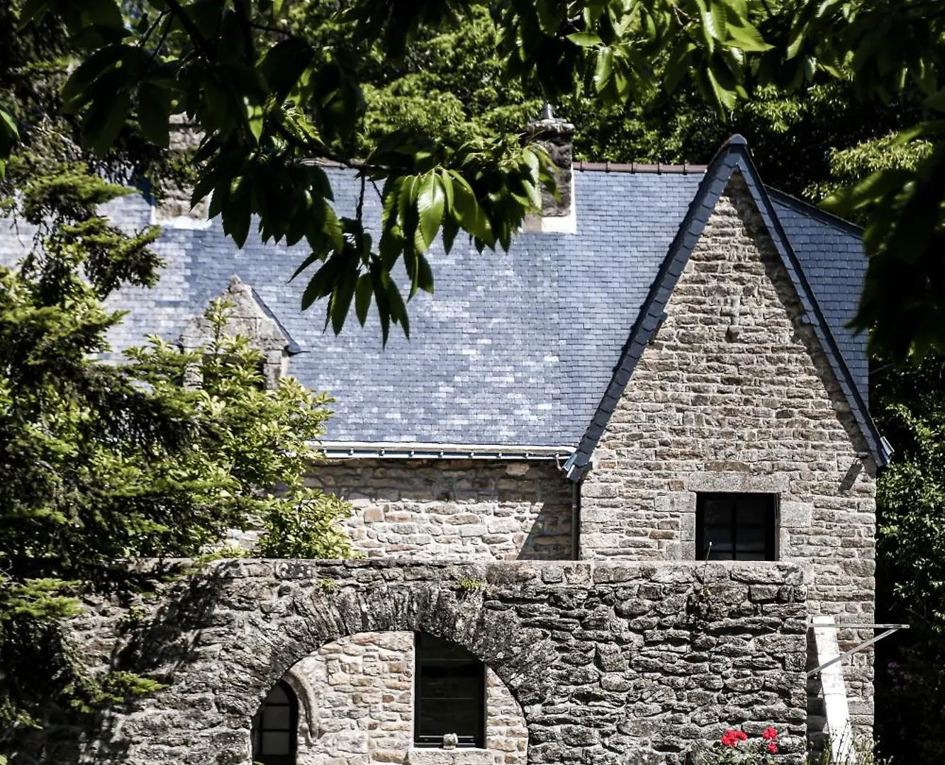 Le Manoir De Menglieu Bed and Breakfast Treffléan 0*,